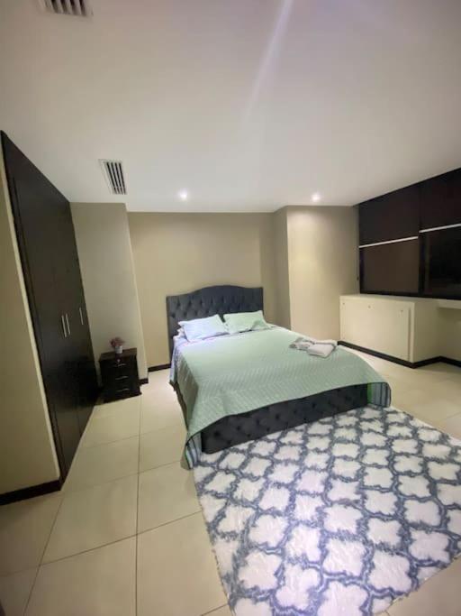 グアヤキルBellini Luxury - Puerto Santa Anaアパートメント エクステリア 写真