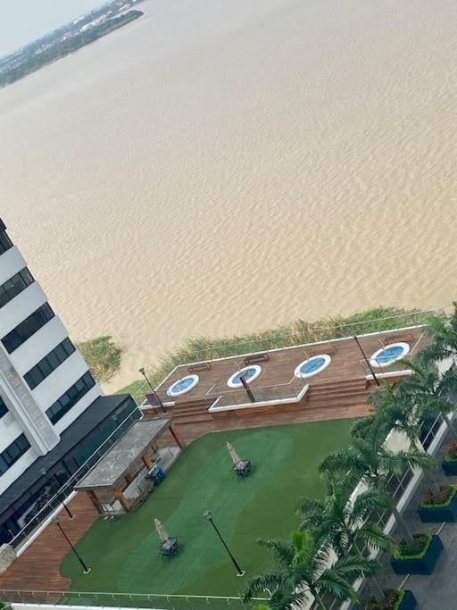 グアヤキルBellini Luxury - Puerto Santa Anaアパートメント エクステリア 写真